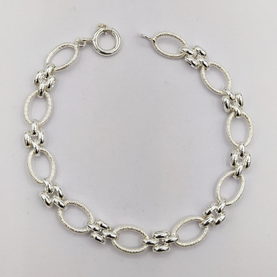 PULSEIRA PRATA RODEADA